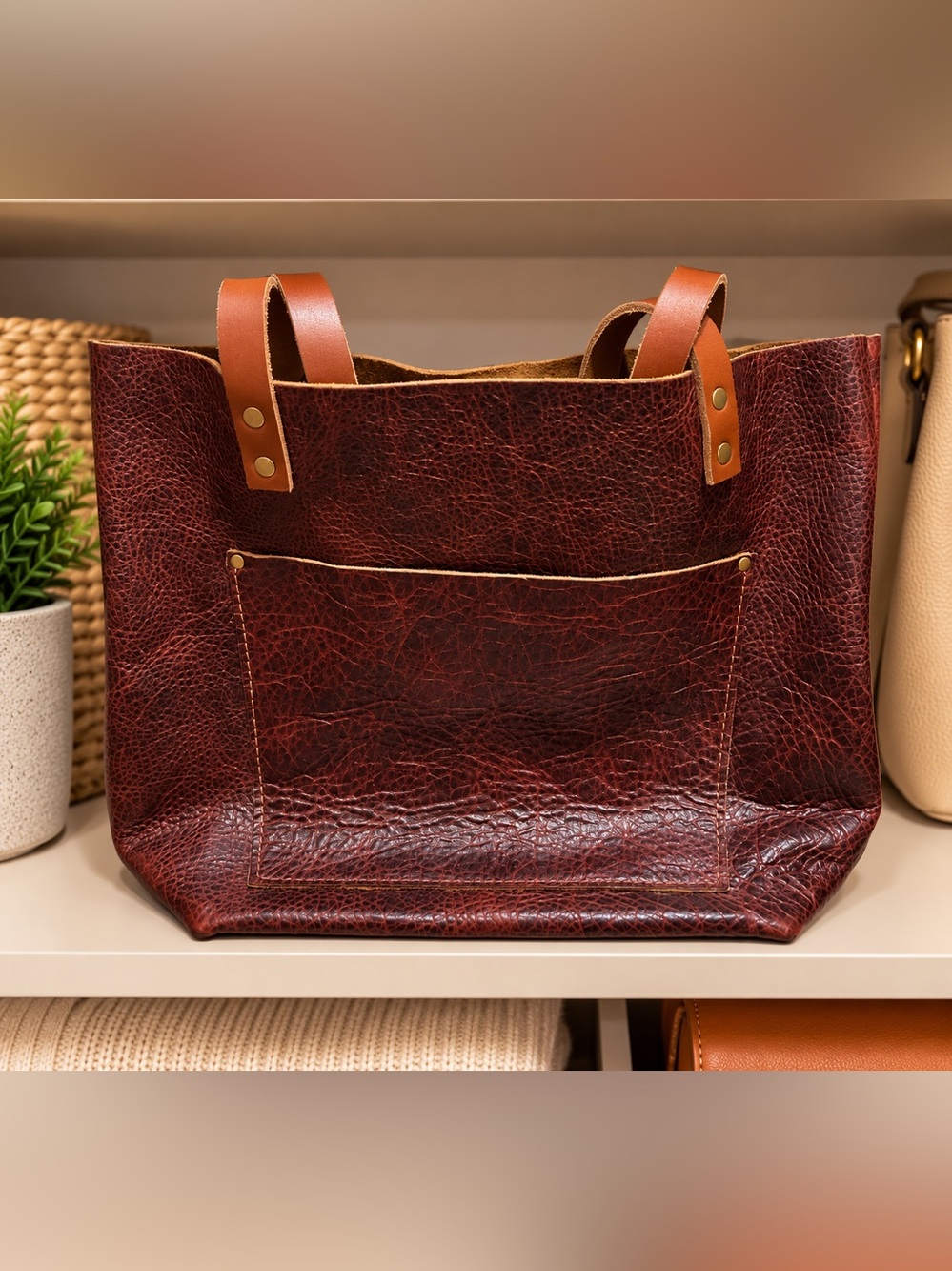 Portland Leather Medium Classic Tote in Cinnamon Bear Brown